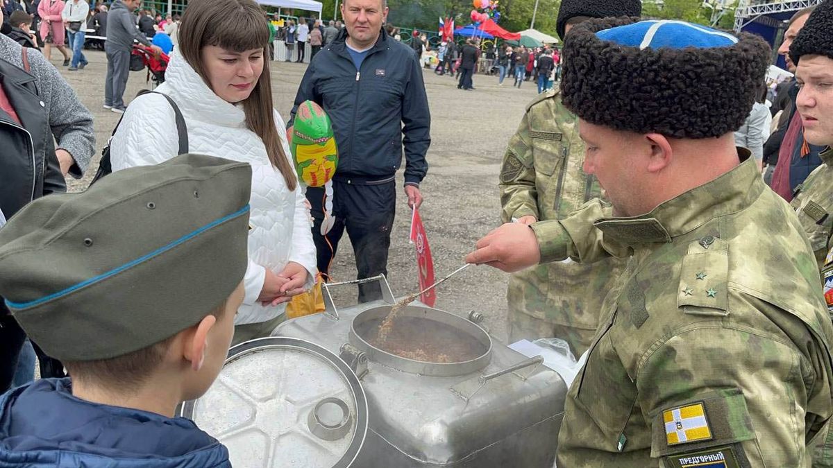 Более 300 кг солдатской каши раздадут в Предгорье