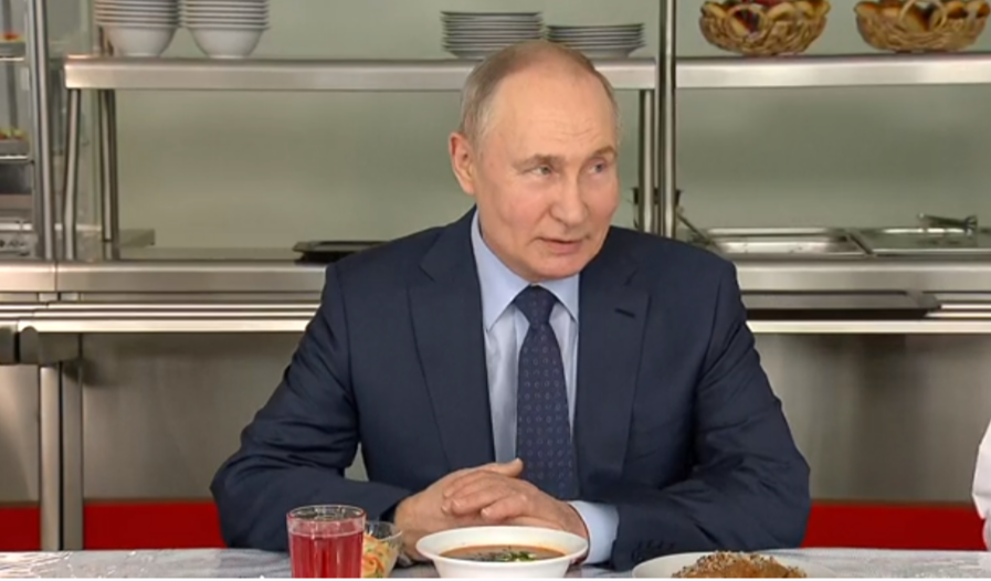 На Ставрополье Владимира Путина впечатлил  тепличный комплекс «Солнечный дар»