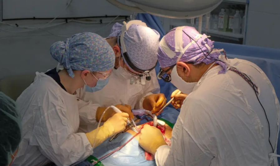 Ставропольские кардиохирурги извлекли из сердца 67-летнего пациента гигантский тромб