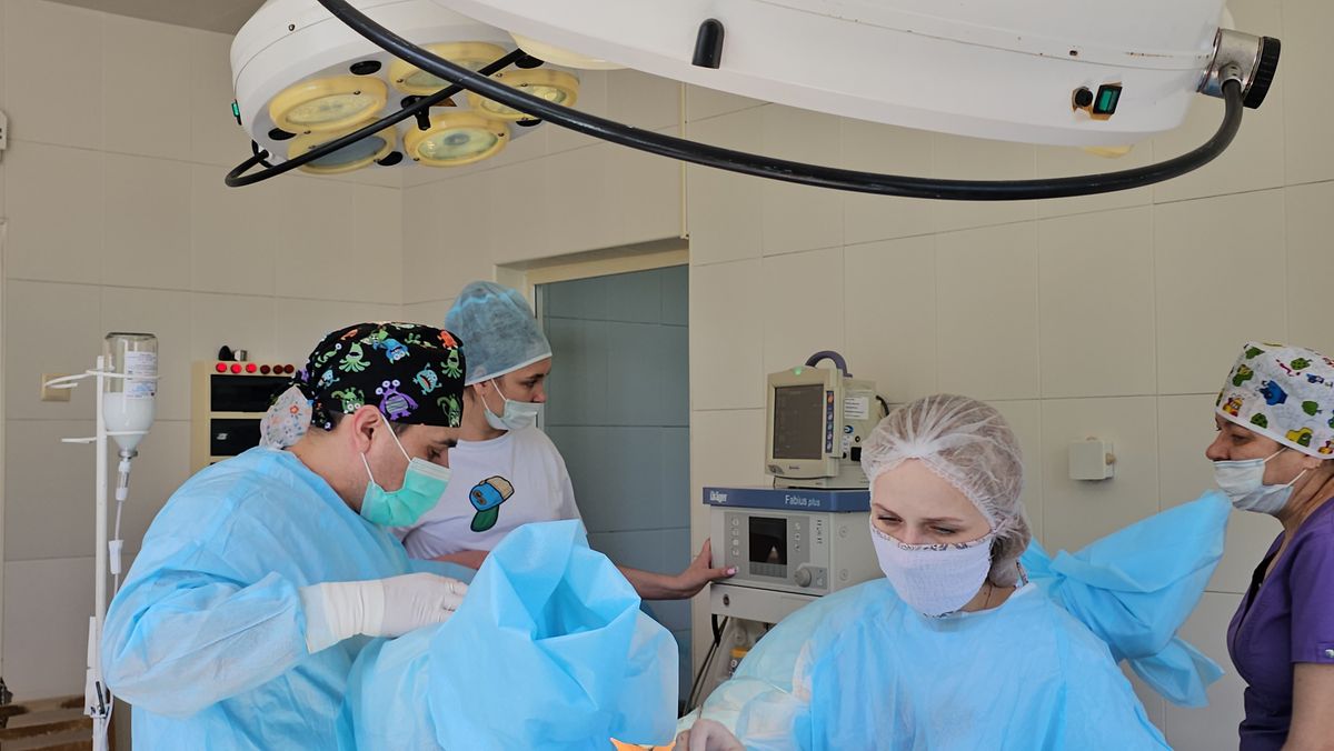 На Ставрополье врачи применяют современные методики лечения деликатной проблемы недержания мочи