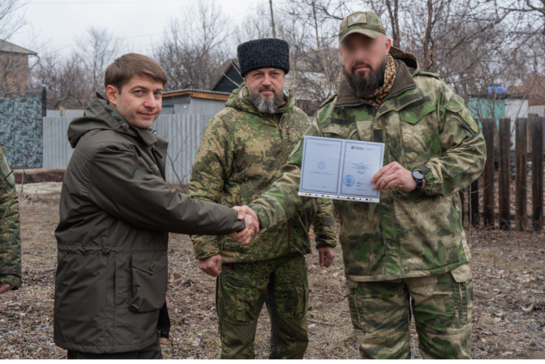 Делегация СКФУ доставила гуманитарный груз на передовую