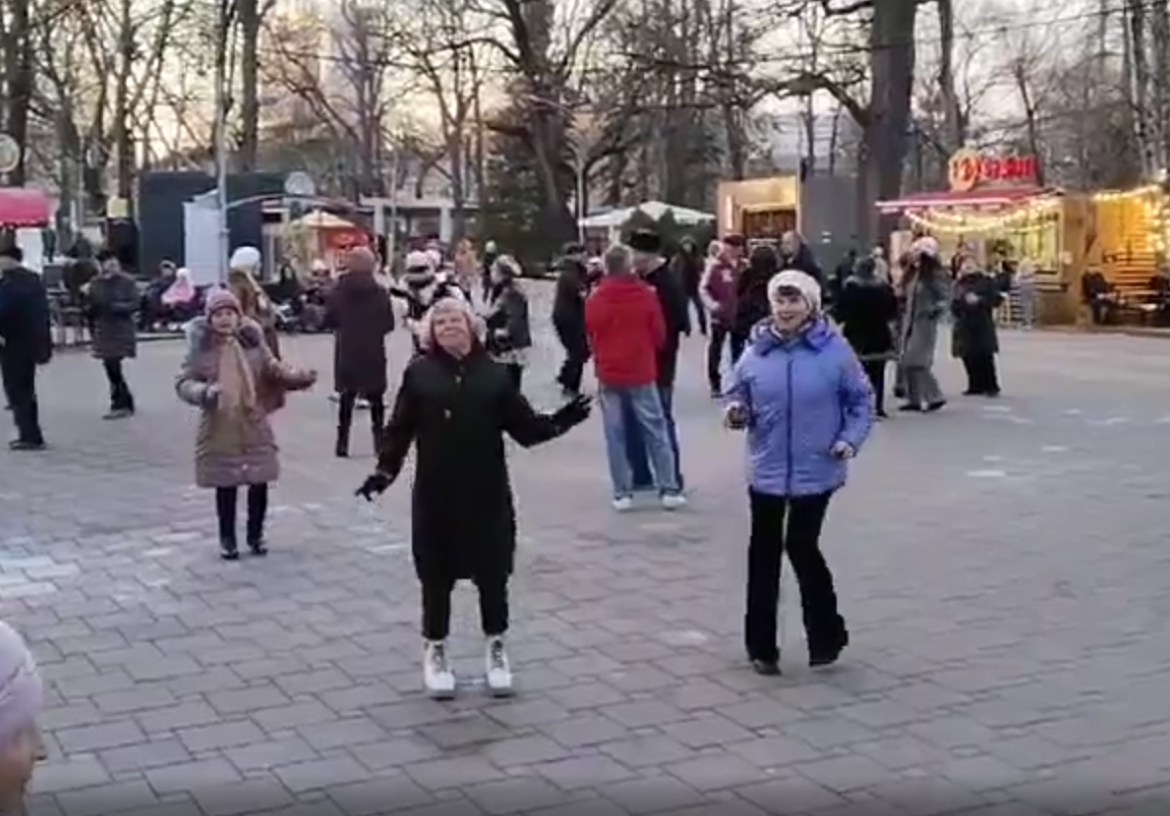 Танцы в Центральном парке Ставрополя стали наследниками дискотек "Клетки"