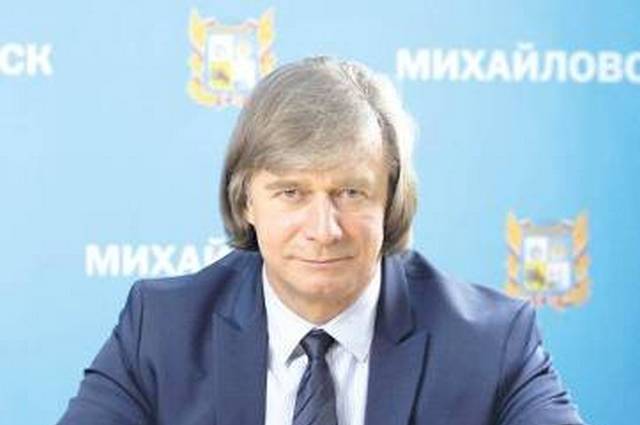 В Михайловске Игорь Серов провел "прямую линию" с жителями