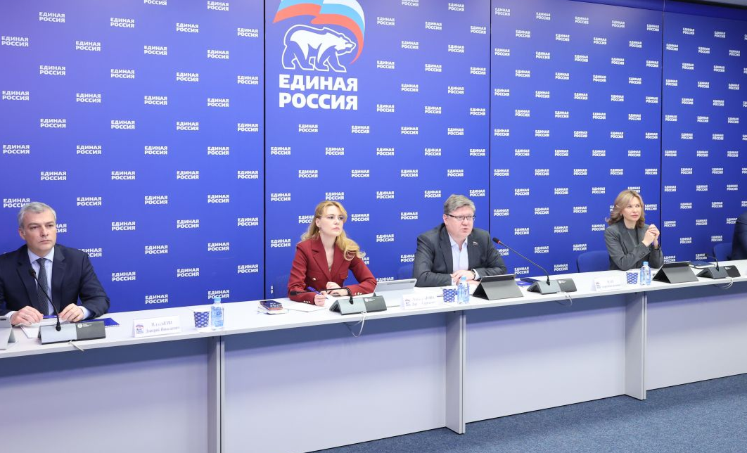 В прошлом году более 7 тысяч ставропольцев нашли работу при партийной поддержке