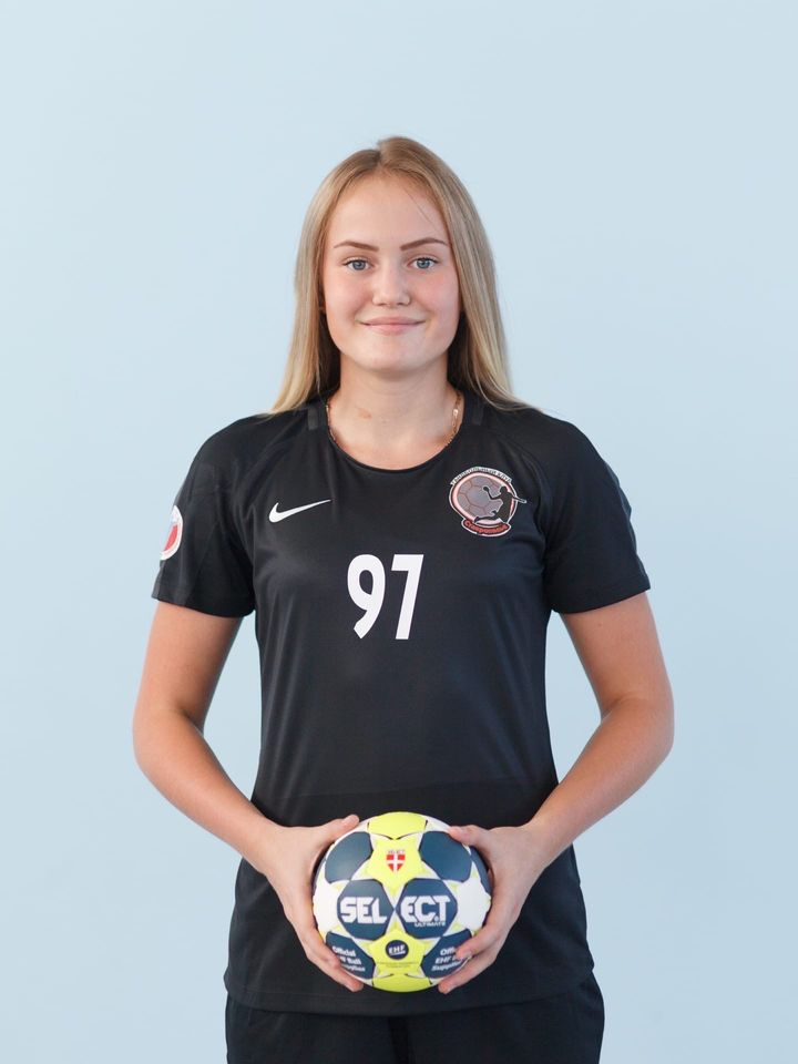 Ставропольские гандболистки пробились в лучшую восьмерку страны