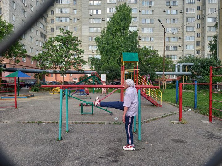 Батман в 85: ставропольчанка Любовь Говор уже 55 лет начинает утро с зарядки