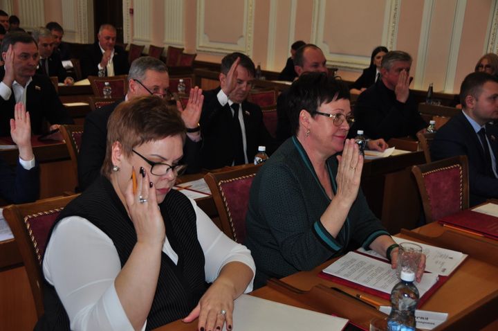 Капремонт футбольного поля спортшколы «Кожаный мяч» выполнят в Ставрополе