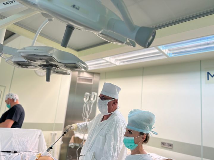 Хирург на Ставрополье извлек необычайно крупный камень из желчного протока пациента