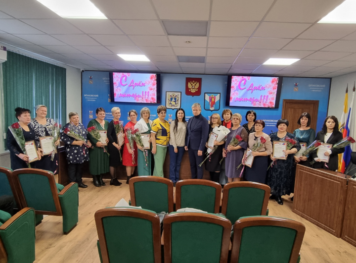 В Шпаковском округе чествовали многодетных матерей