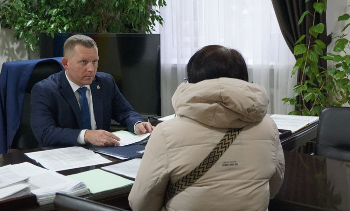 На личный прием к главе Грачевского округа пришла мать бойцов СВО