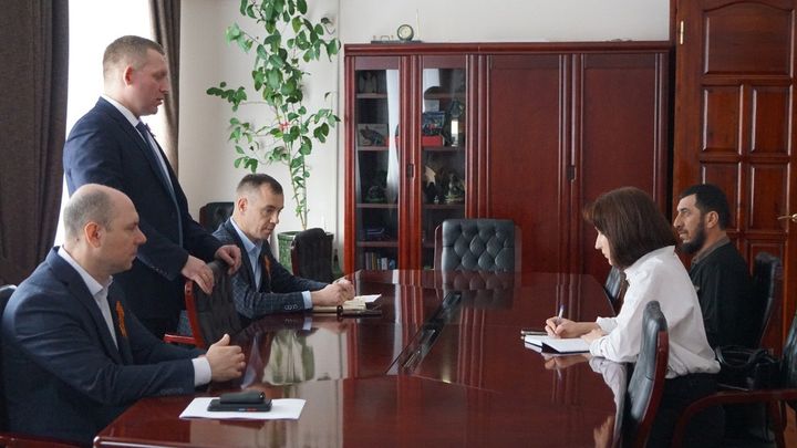 Сергей Филичкин обсудил с активисткой проект развития агротуризма в Бешпагире
