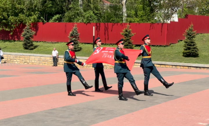 В Михайловске состоялся торжественный марш-парад «Правнуки Победы»