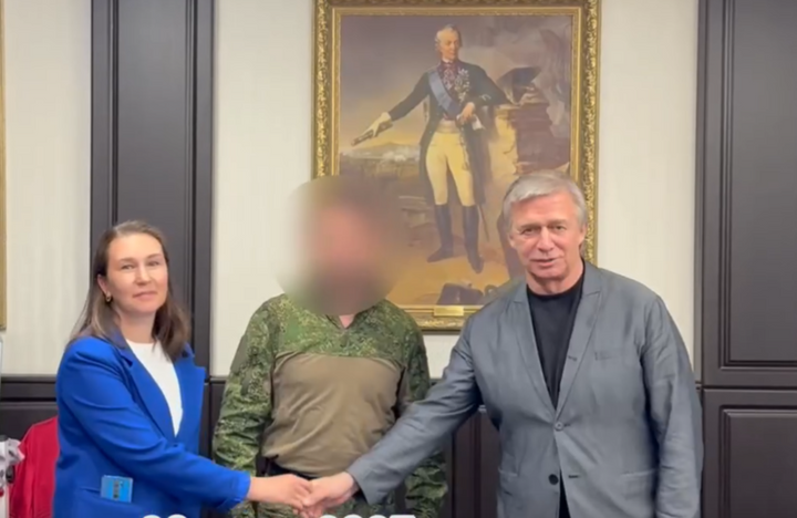 Глава Шпаковского муниципального округа провел встречу с участником СВО