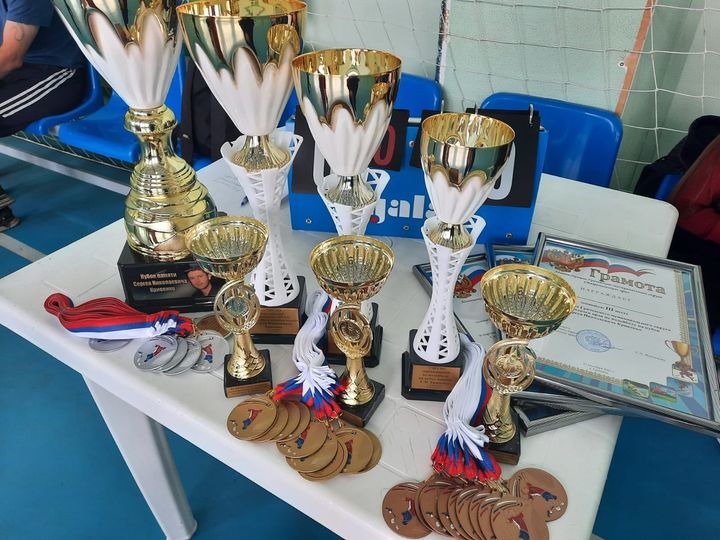 В Грачевском округе провели соревнования по волейболу памяти героя СВО