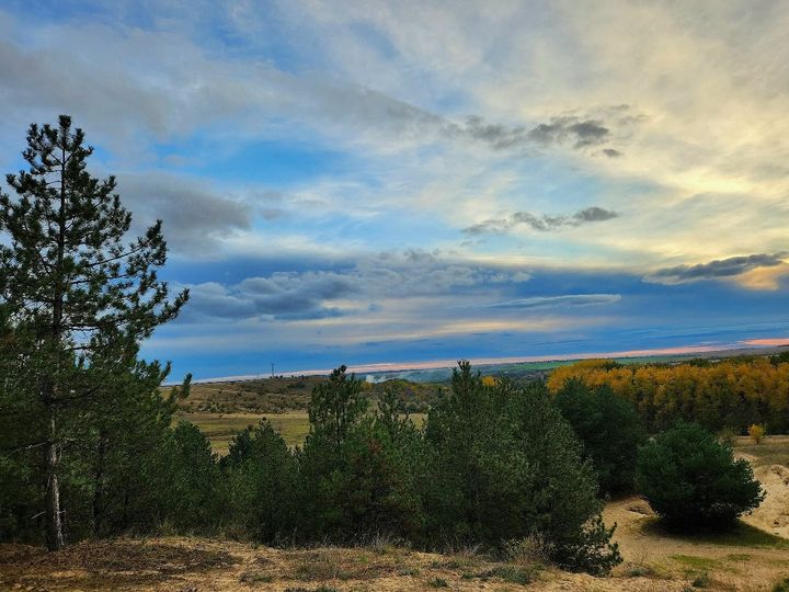 Воспитанники Центра детского творчества показали осень в Грачевском округе