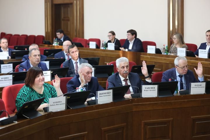 В краевой Думе рассмотрели схему одномандатных избирательных округов