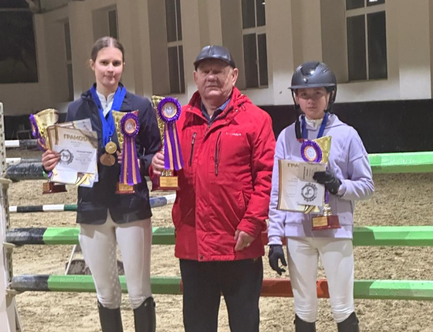 Ставропольская 16-летняя чемпионка по конкуру обошла соперника из Дагестана