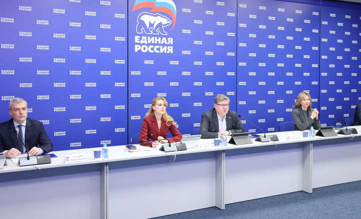 В прошлом году более 7 тысяч ставропольцев нашли работу при партийной поддержке