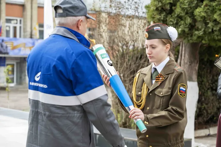 В станице Константиновской на Ставрополье после ремонта зажгли Вечный огонь