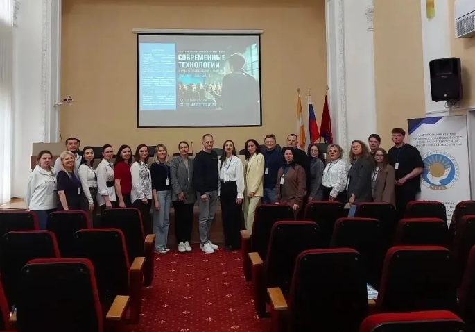 Ставрополь принял профсоюзный десант: ДНР, Санкт-Петербург и Ленинградская область объединились на форуме