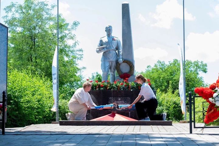 В хуторе Утренняя Долина на Ставрополье зажгли Вечный огонь